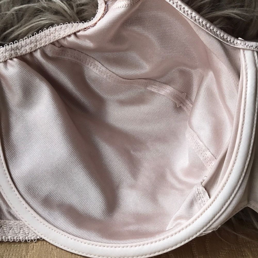 Bali Satin Tracings Underwire Minimizer bra nude - Picture 8 of 8